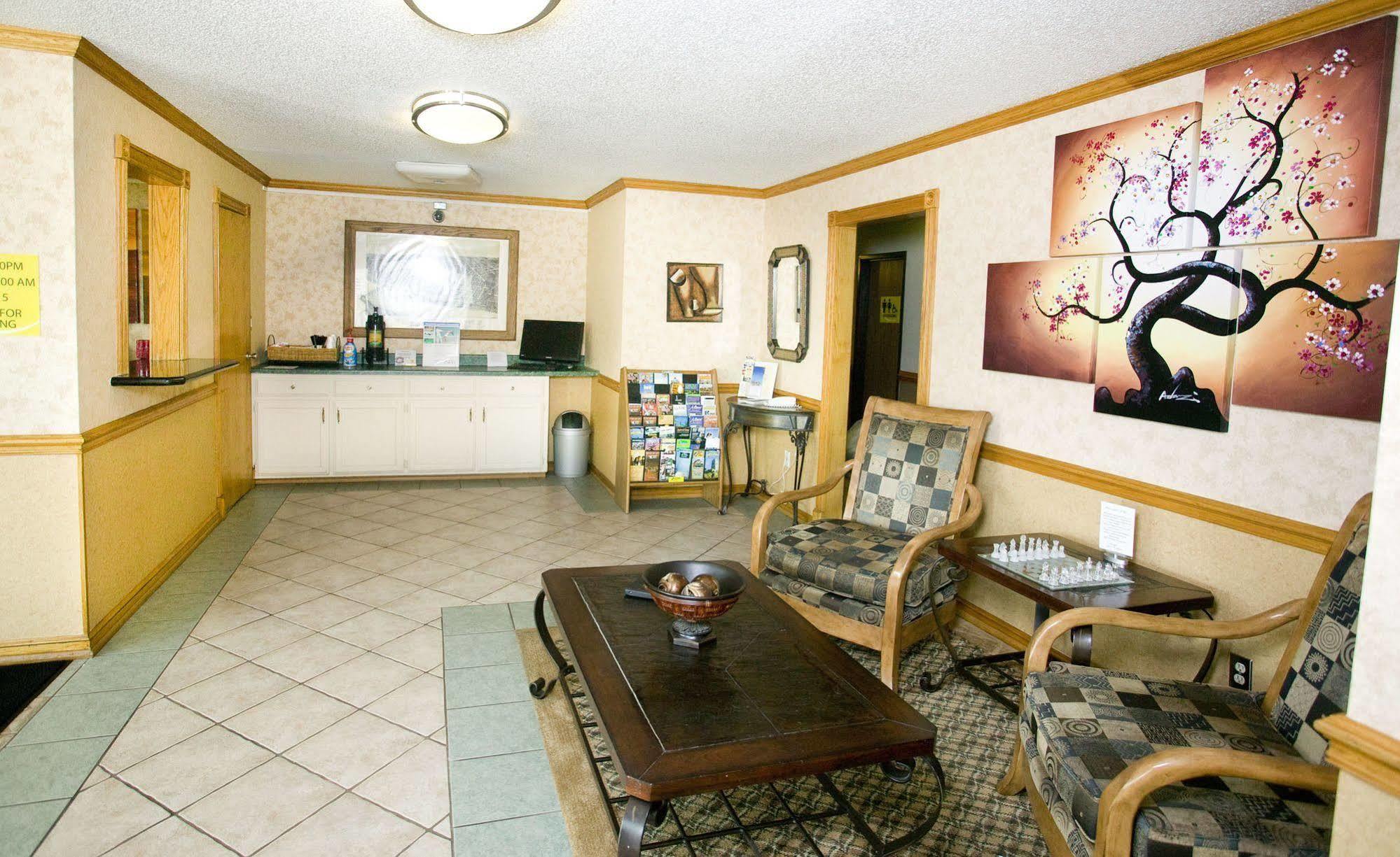 Super 8 By Wyndham Van Buren/Ft. Smith Area Interior foto